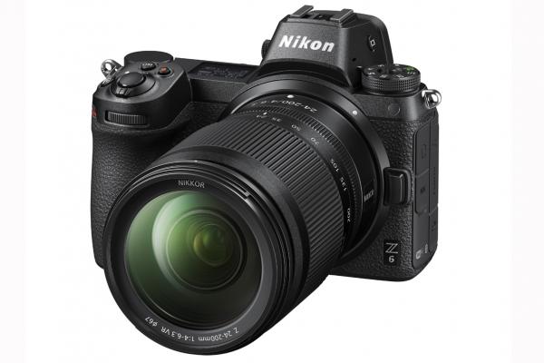 Nikon Z6II + 24-200mm